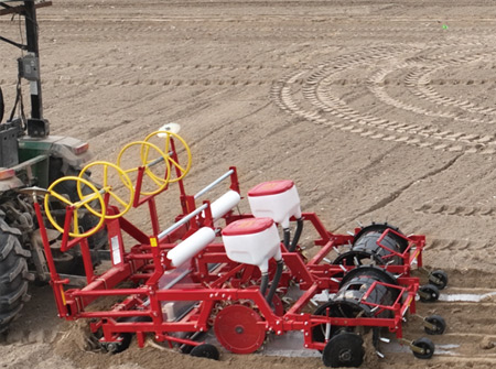 BG大游集团2MBJ系列玉米铺膜播种机